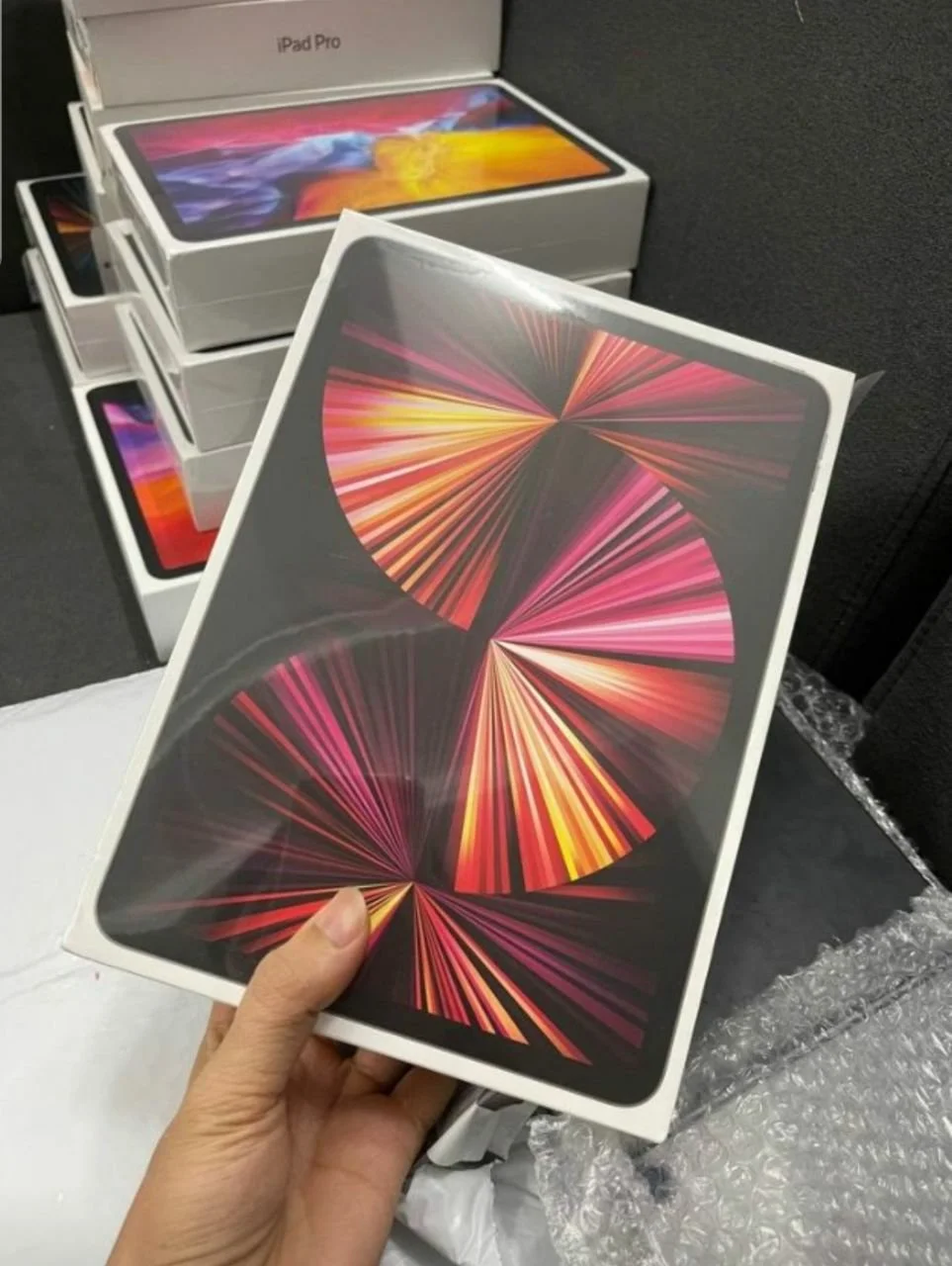 Small Pallets (~50–70 units) Apple iPad Pro Pallets - Image 13